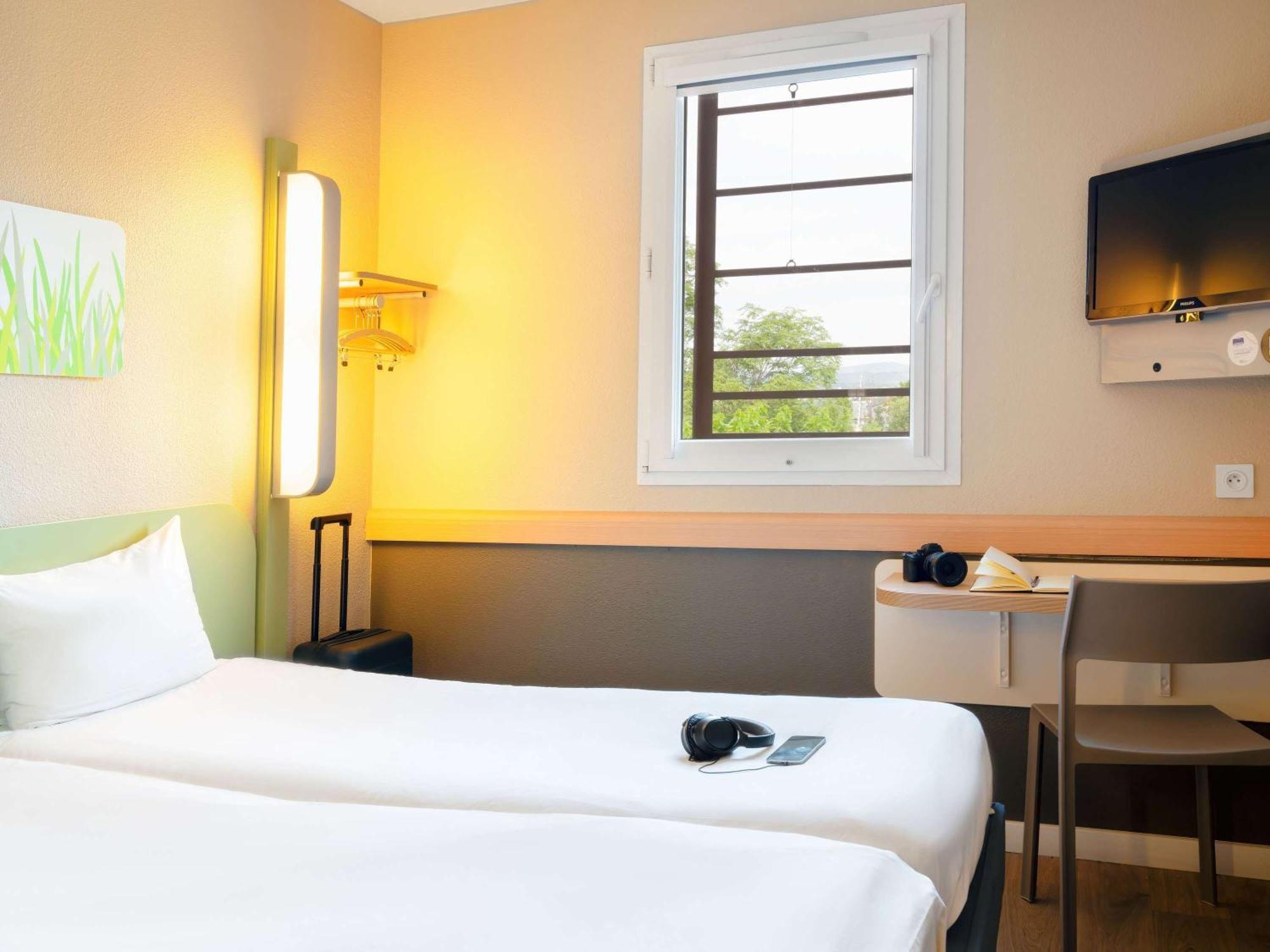 Ibis Budget Manosque Cadarache Екстер'єр фото