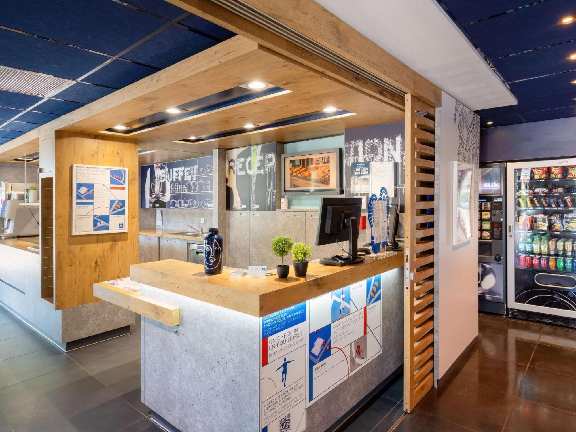 Ibis Budget Manosque Cadarache Екстер'єр фото