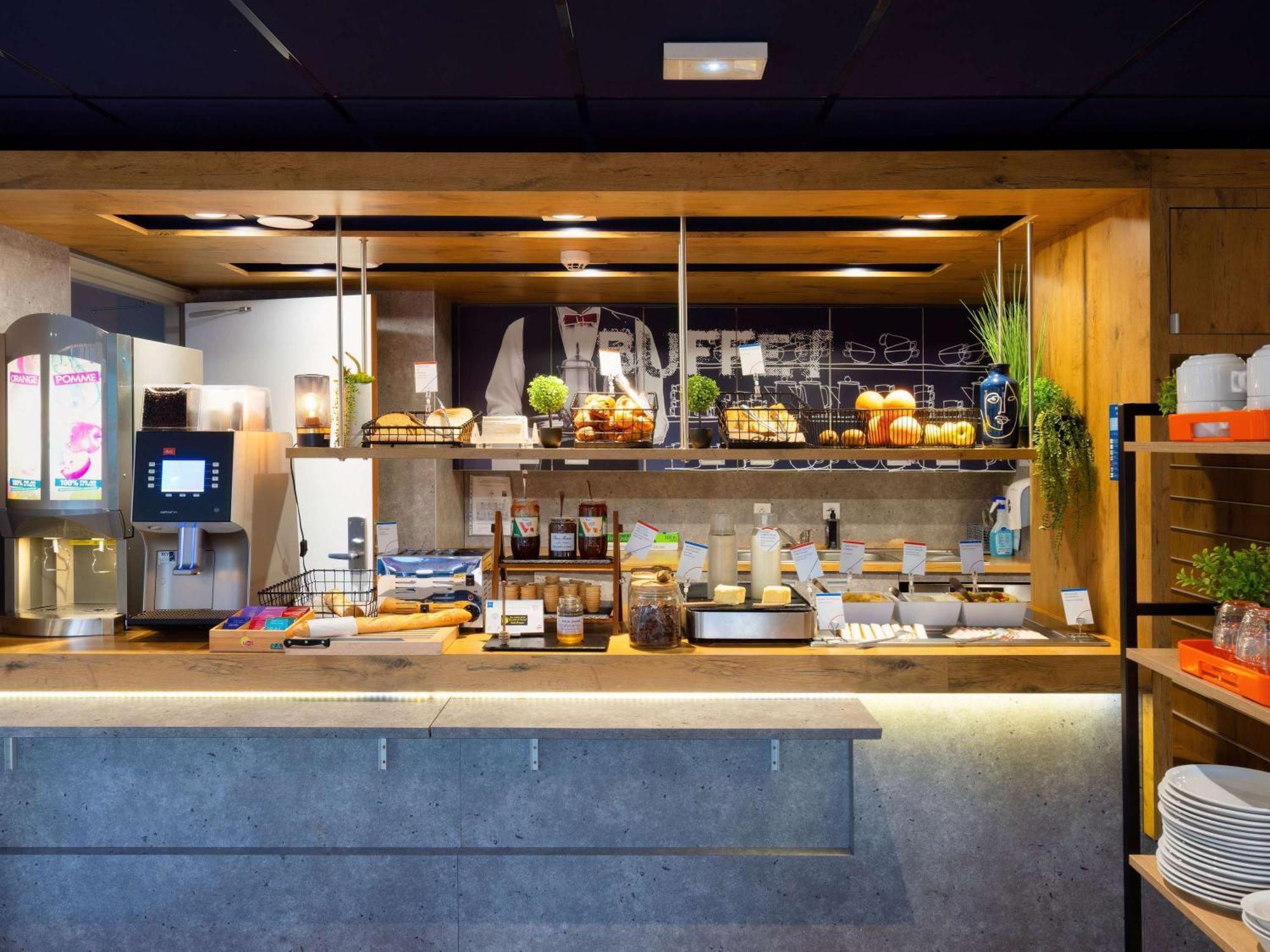 Ibis Budget Manosque Cadarache Екстер'єр фото