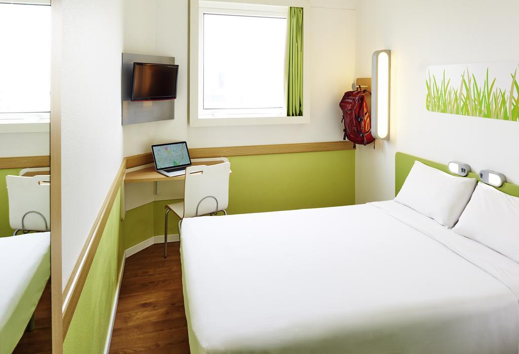 Ibis Budget Manosque Cadarache Номер фото
