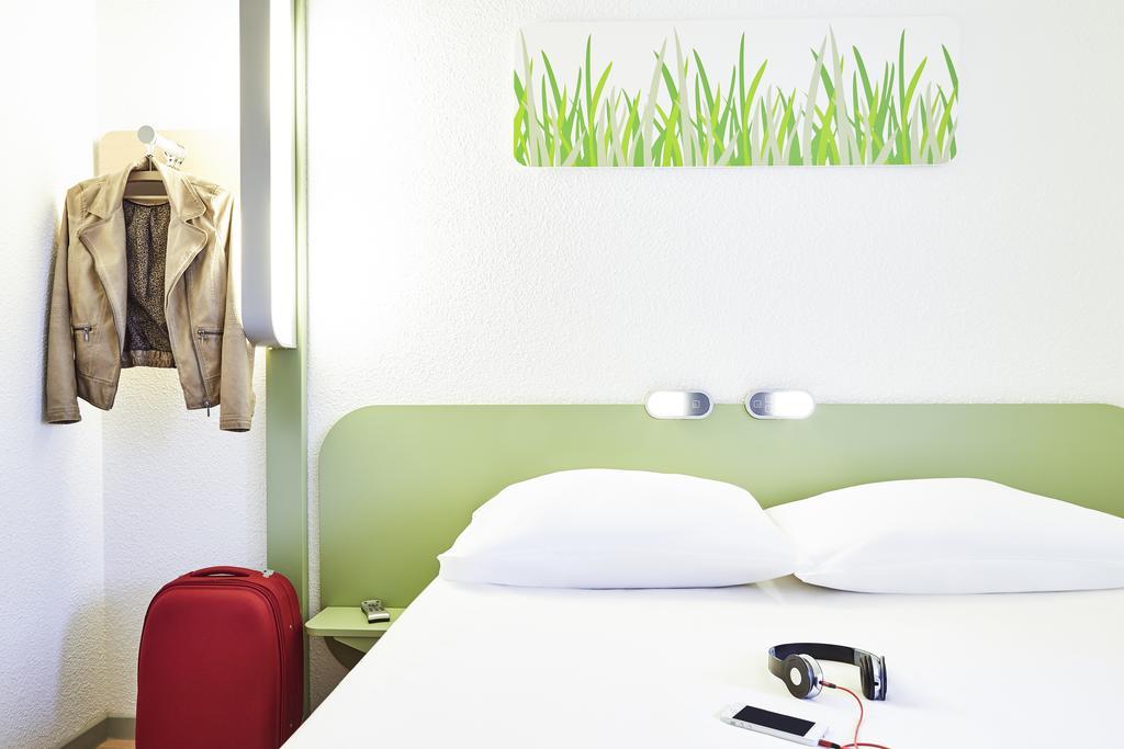 Ibis Budget Manosque Cadarache Номер фото